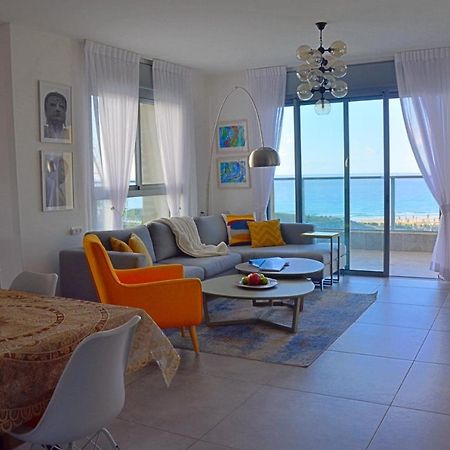 Amazing Sea View, Steps To Beach, Near Tel-Aviv Бат-Ям Экстерьер фото
