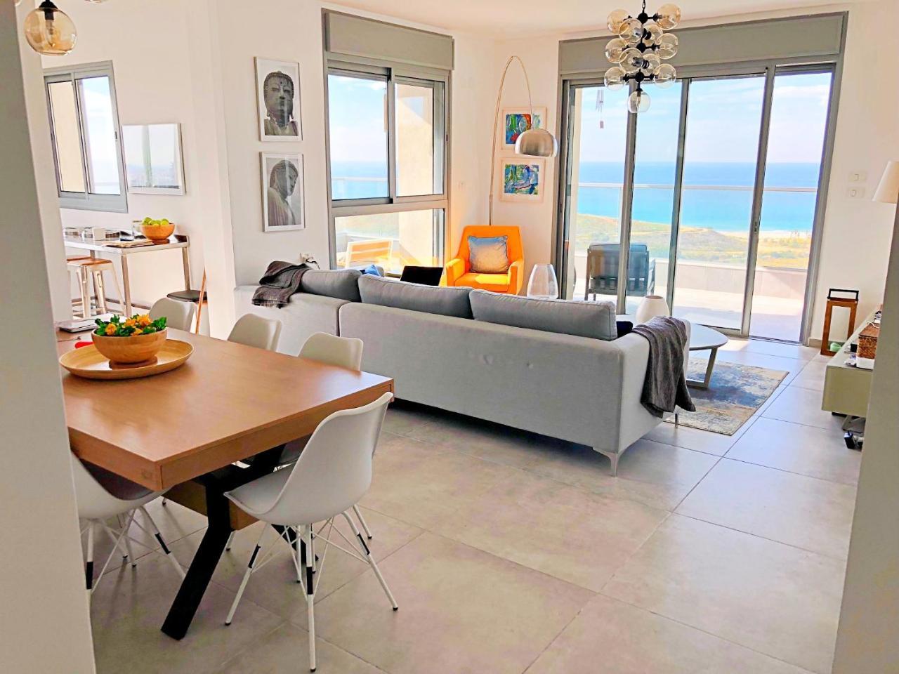 Amazing Sea View, Steps To Beach, Near Tel-Aviv Бат-Ям Экстерьер фото